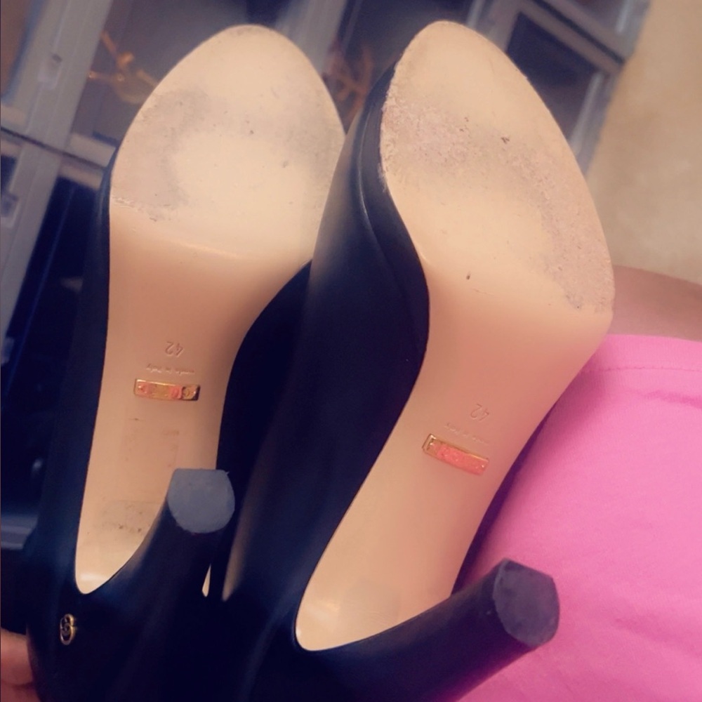 Gucci Black Leather Women's Boots - Picture 8 of 10